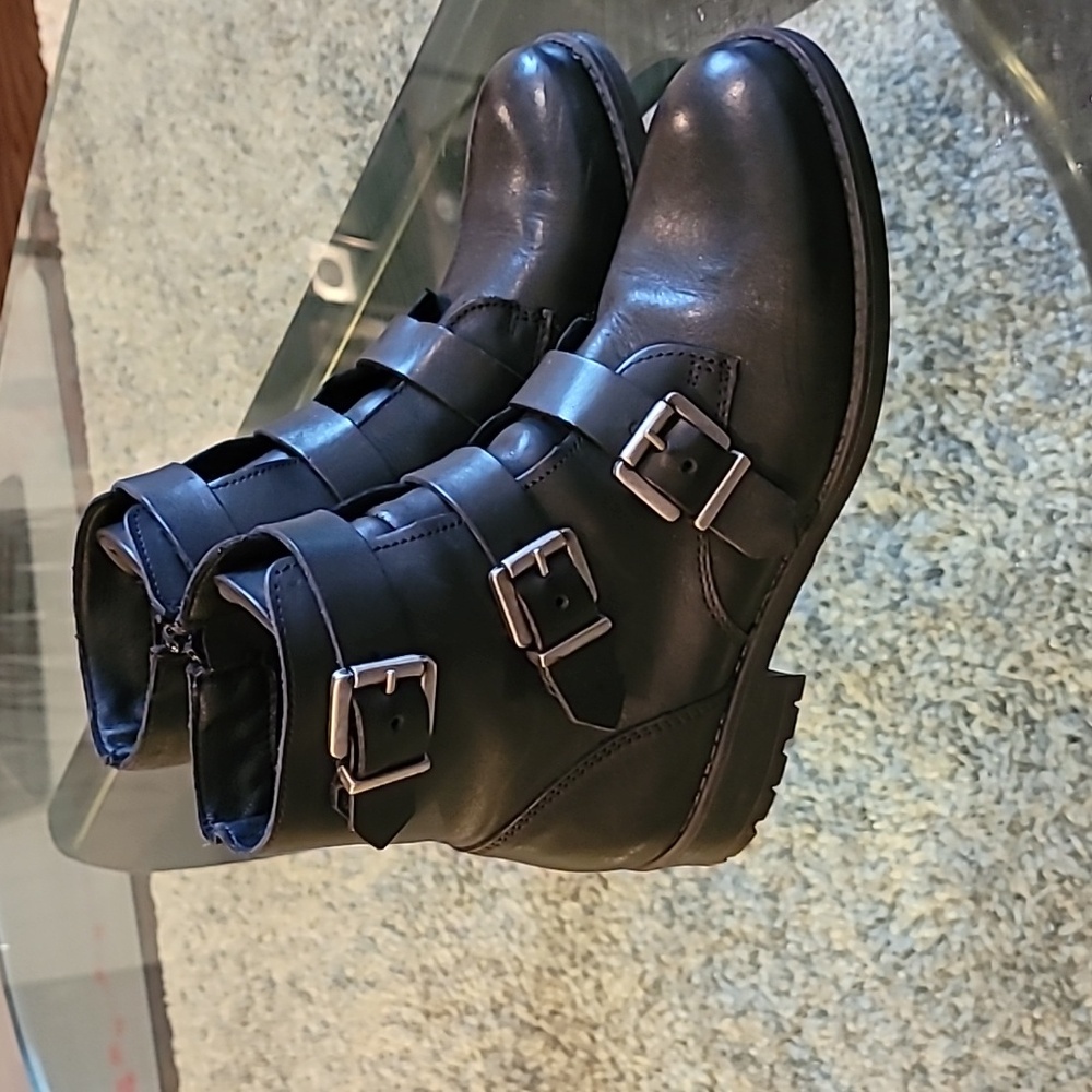 Moto boots size 7 1/2